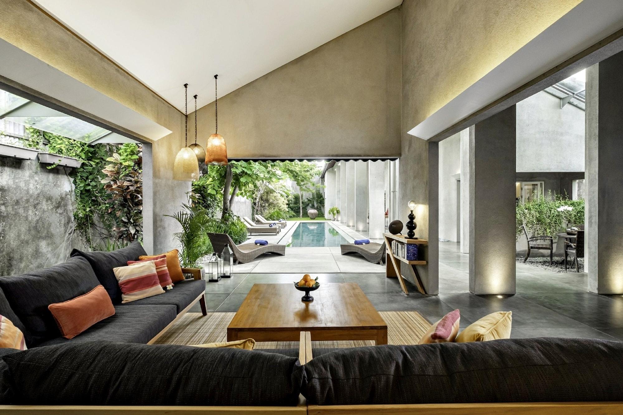 Mayaloka Villas Seminyak Экстерьер фото