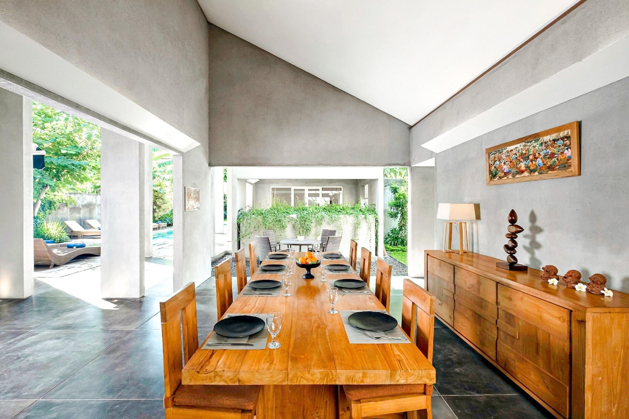 Mayaloka Villas Seminyak Экстерьер фото