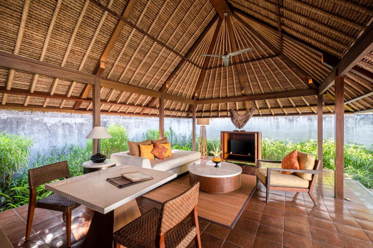 Mayaloka Villas Seminyak Экстерьер фото